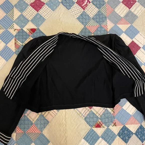 Vintage 1950 Black White Bolero Crop Top Vamp Rockabilly Sexy Short Blouse Small - Picture 12 of 14